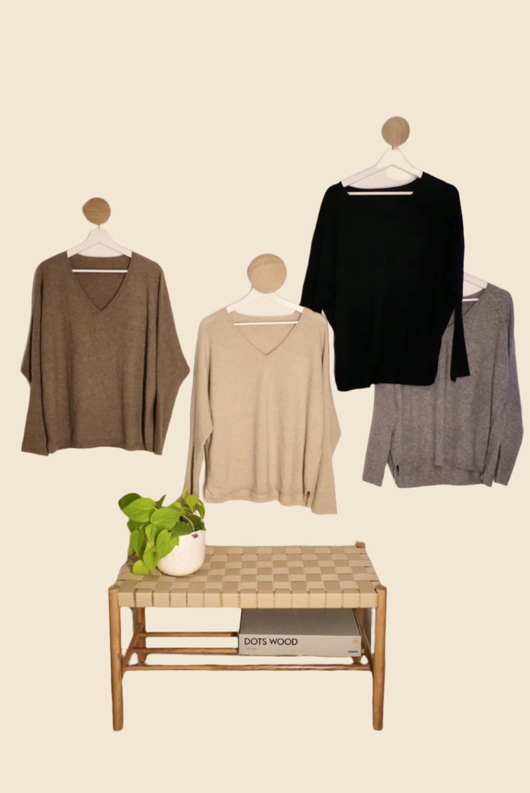 100% Cashmere V-Neck Pullover