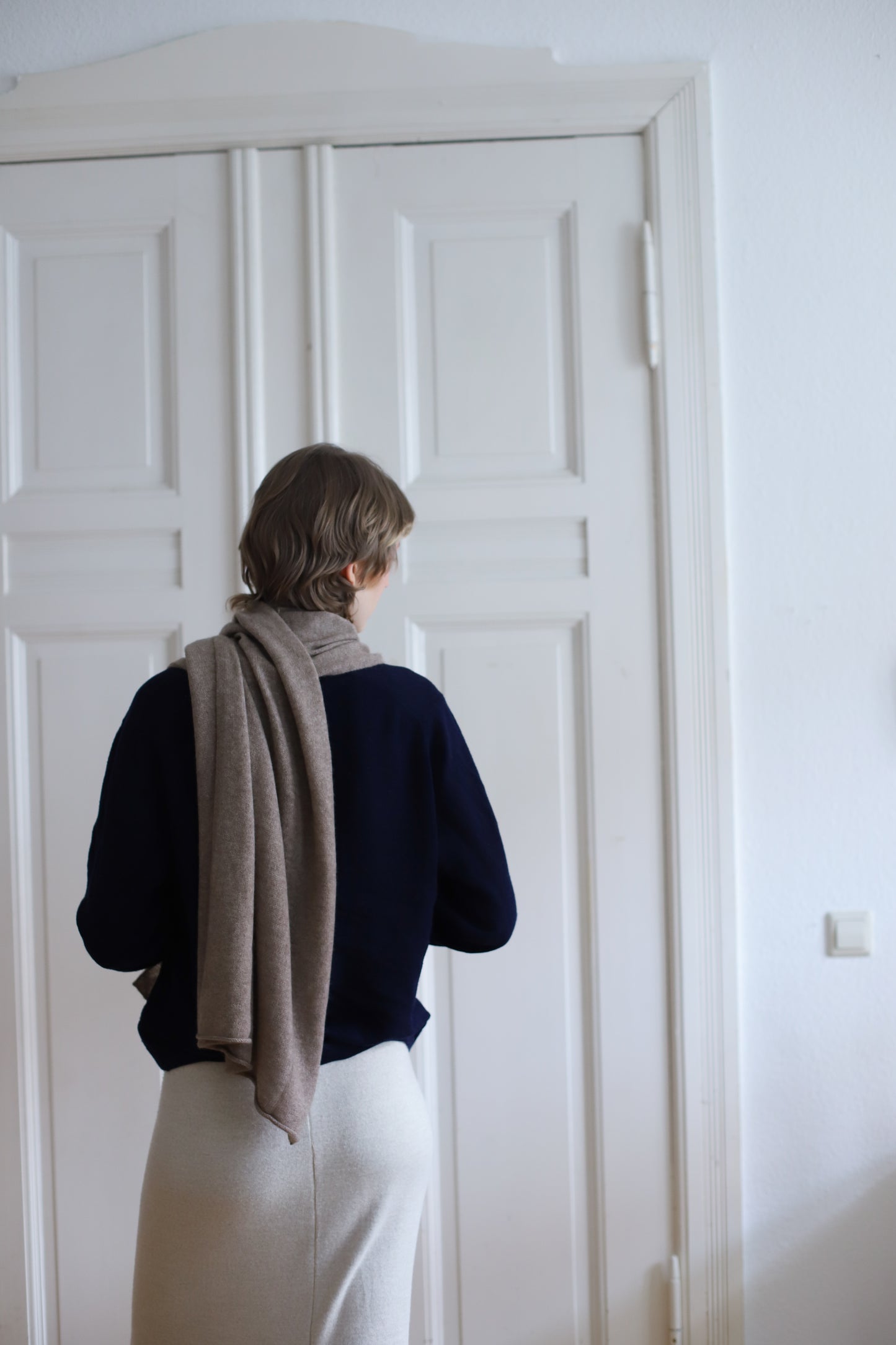 LOOSE EDGE - 100% Pure Cashmere Knitted Scarf , 60*180 cm