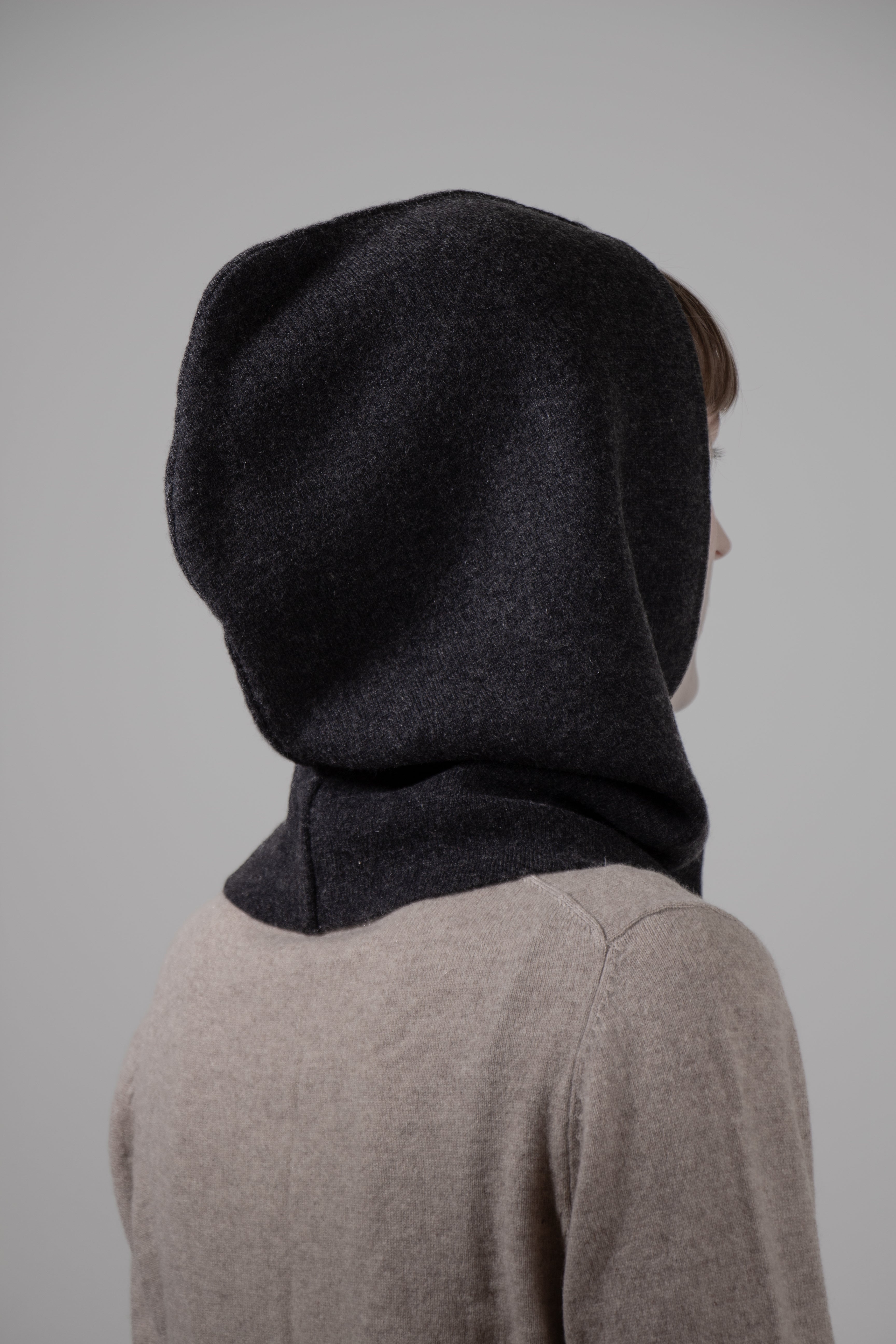 DOUBLE-SIDED - 100% cashmere 2-side-wearable balaclava