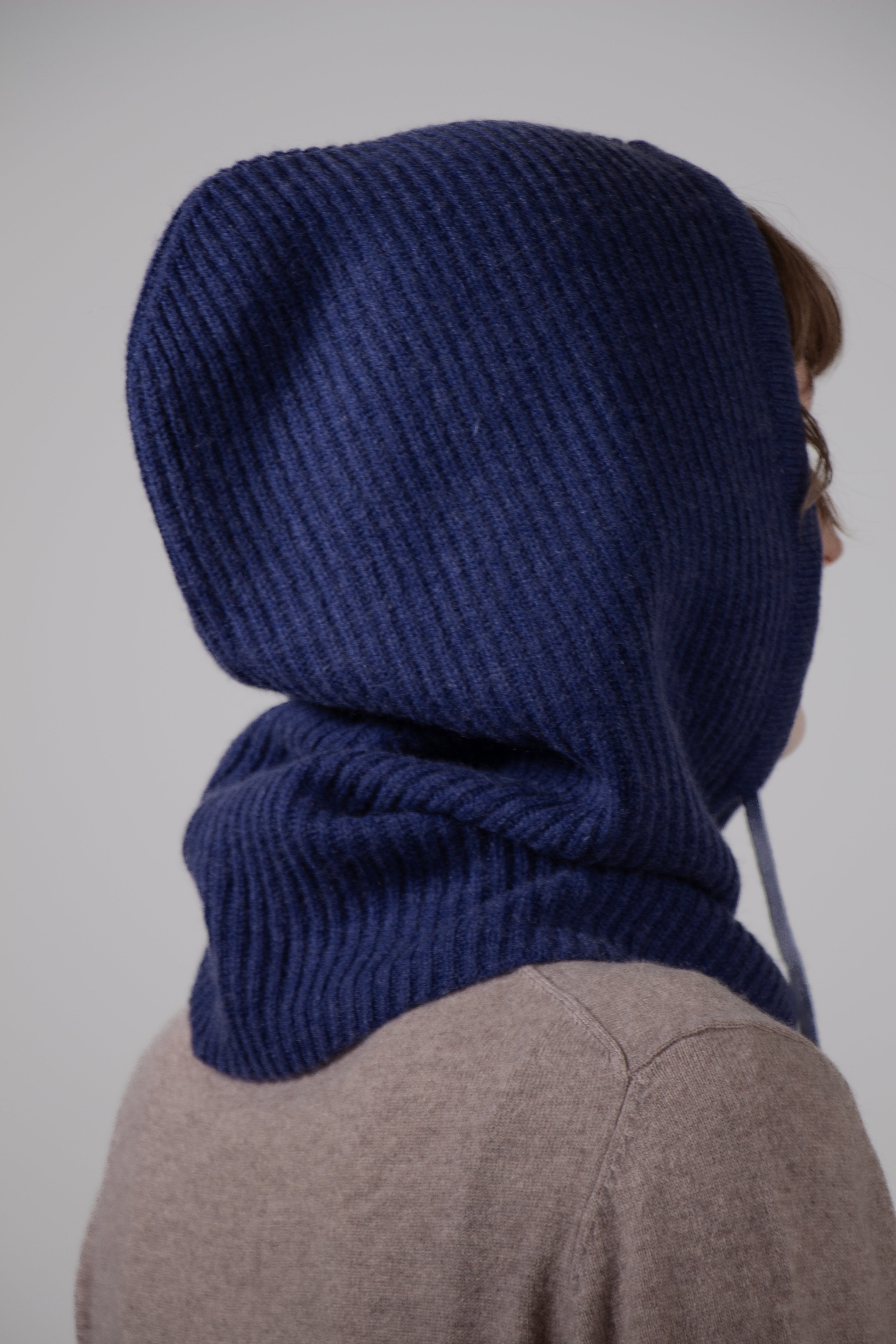 RIBBED- 100% cashmere ribbed knitted balaclava