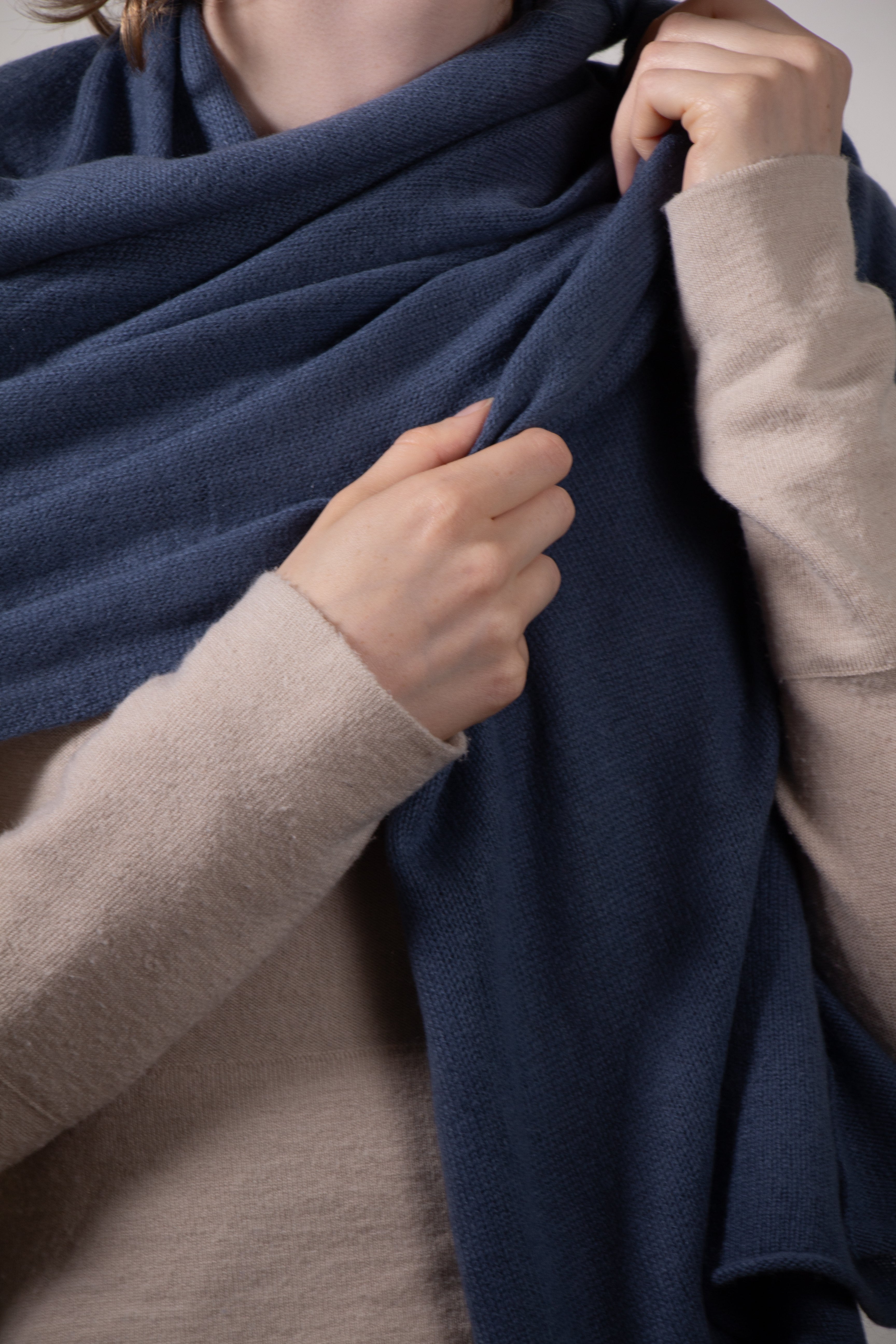 LOOSE EDGE - 100% Pure Cashmere Knitted Wrap Scarf , 60*180 cm