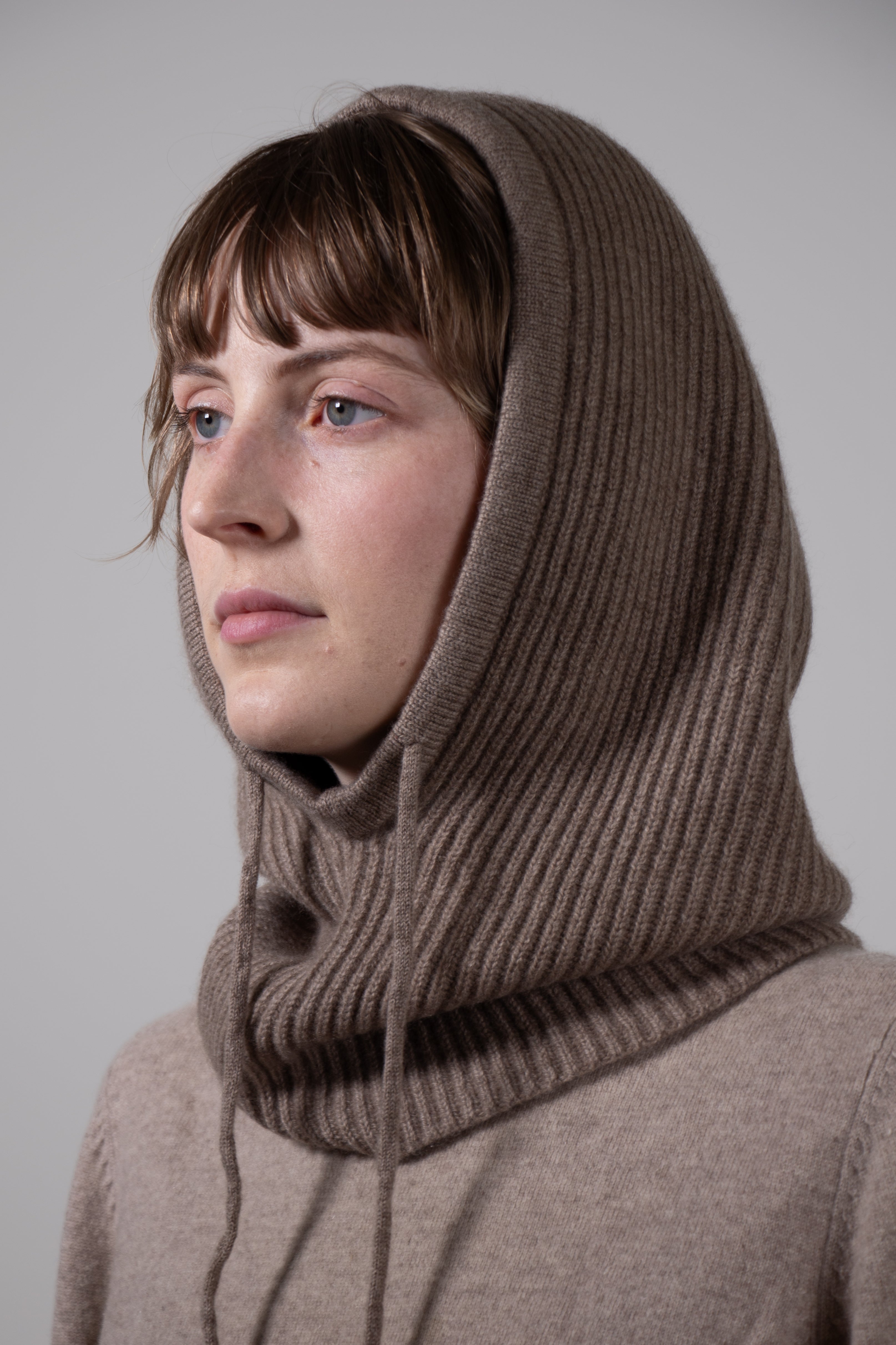 RIBBED- 100% cashmere ribbed knitted balaclava