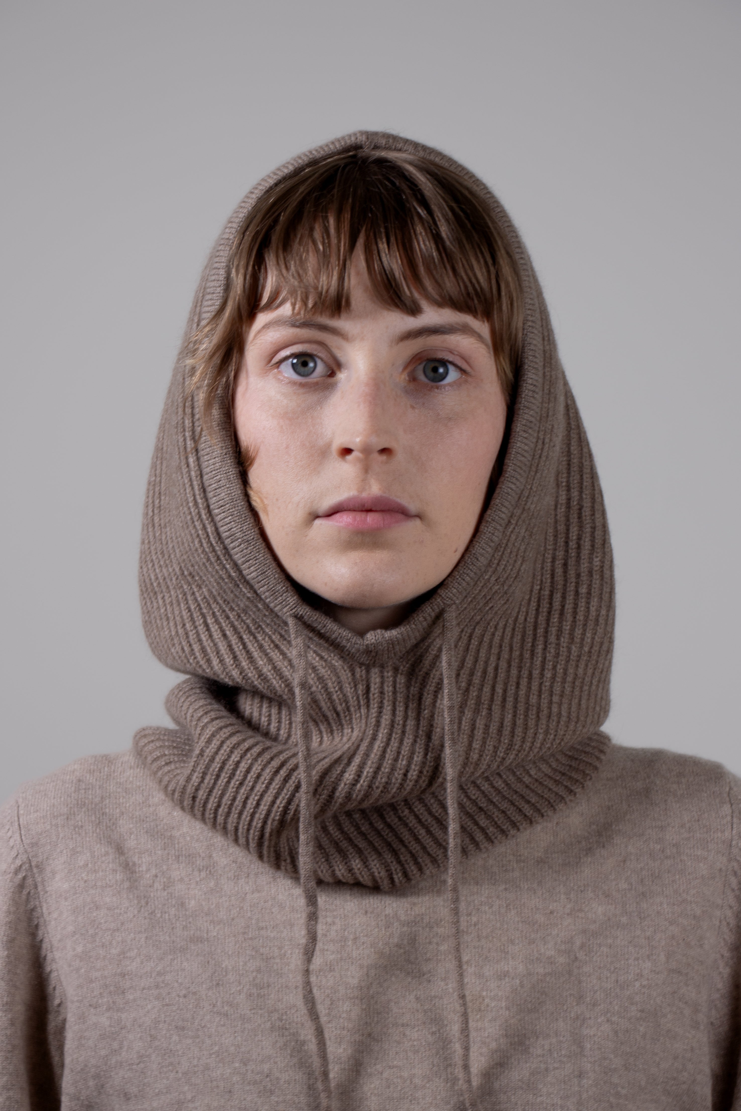 RIBBED- 100% cashmere ribbed knitted balaclava