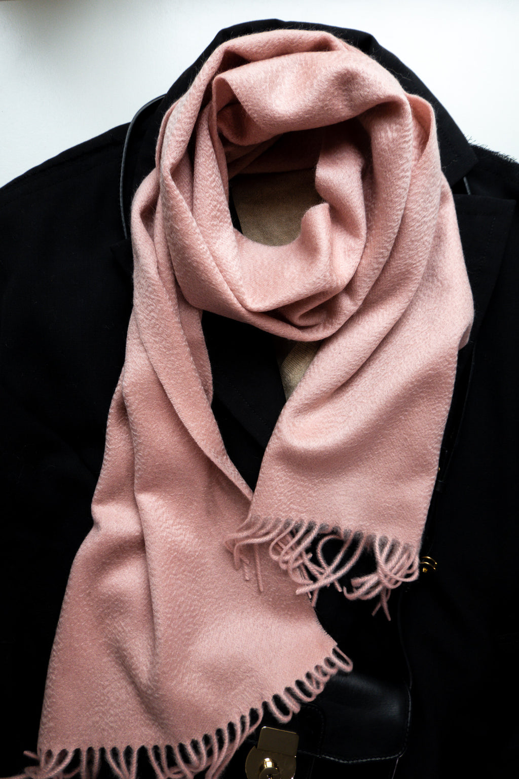 FINE WOVEN - 100% Cashmere Woven Scarf with Fringe