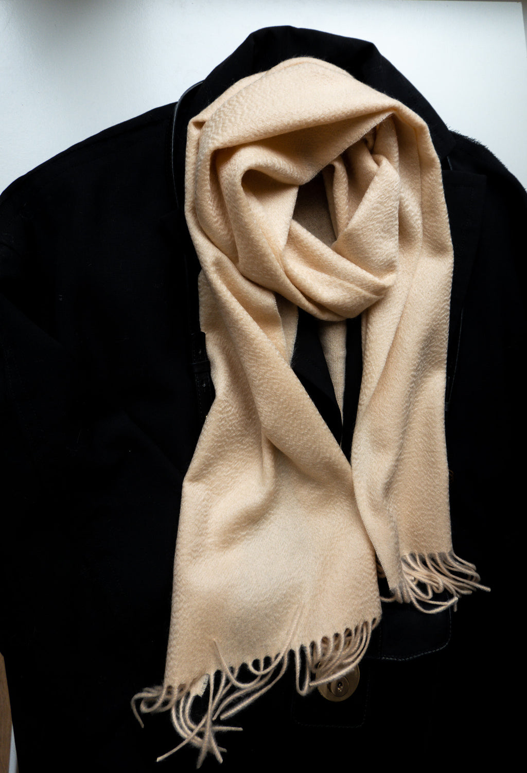 FINE WOVEN - 100% Cashmere Woven Scarf with Fringe