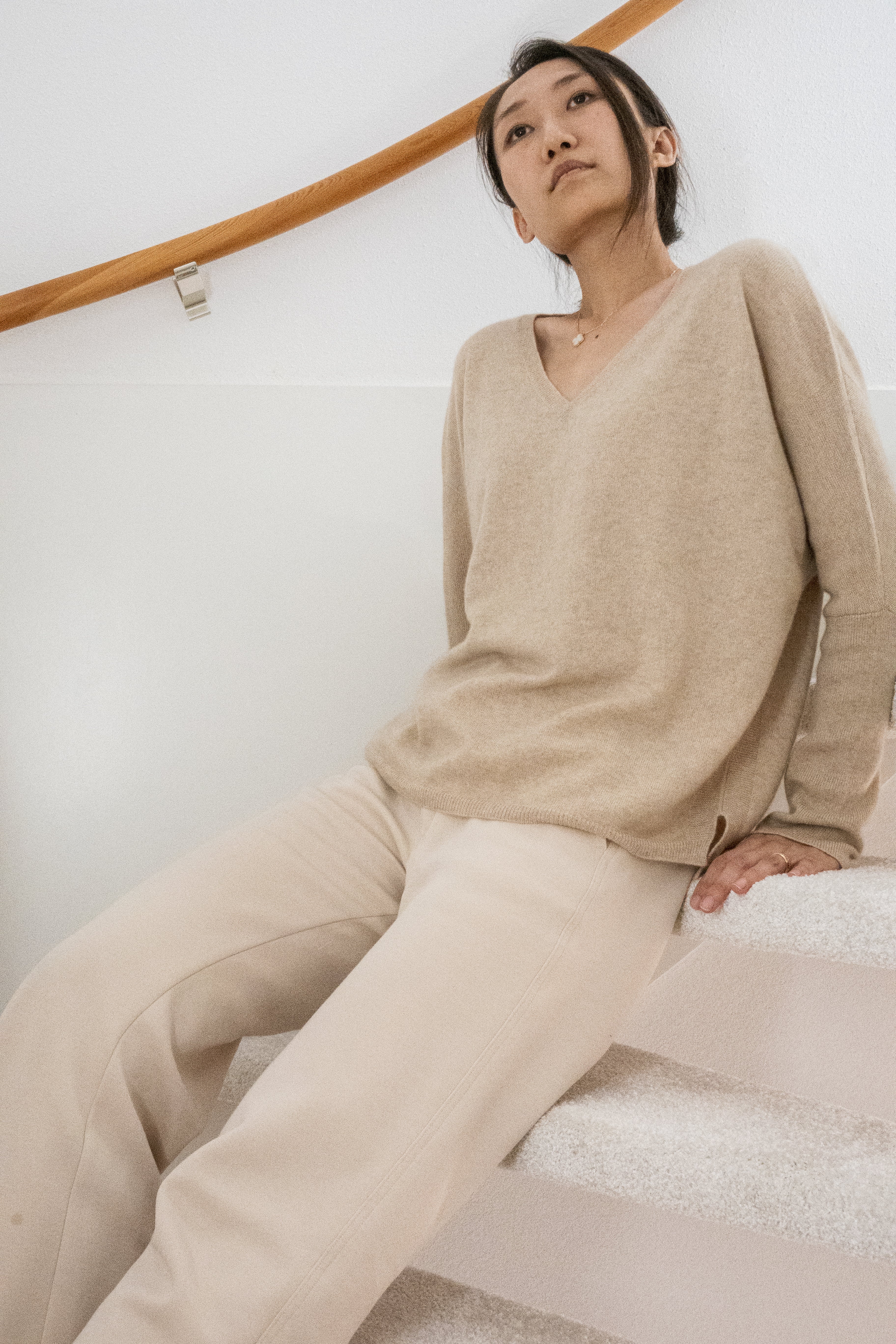 100% Cashmere V-Neck Pullover