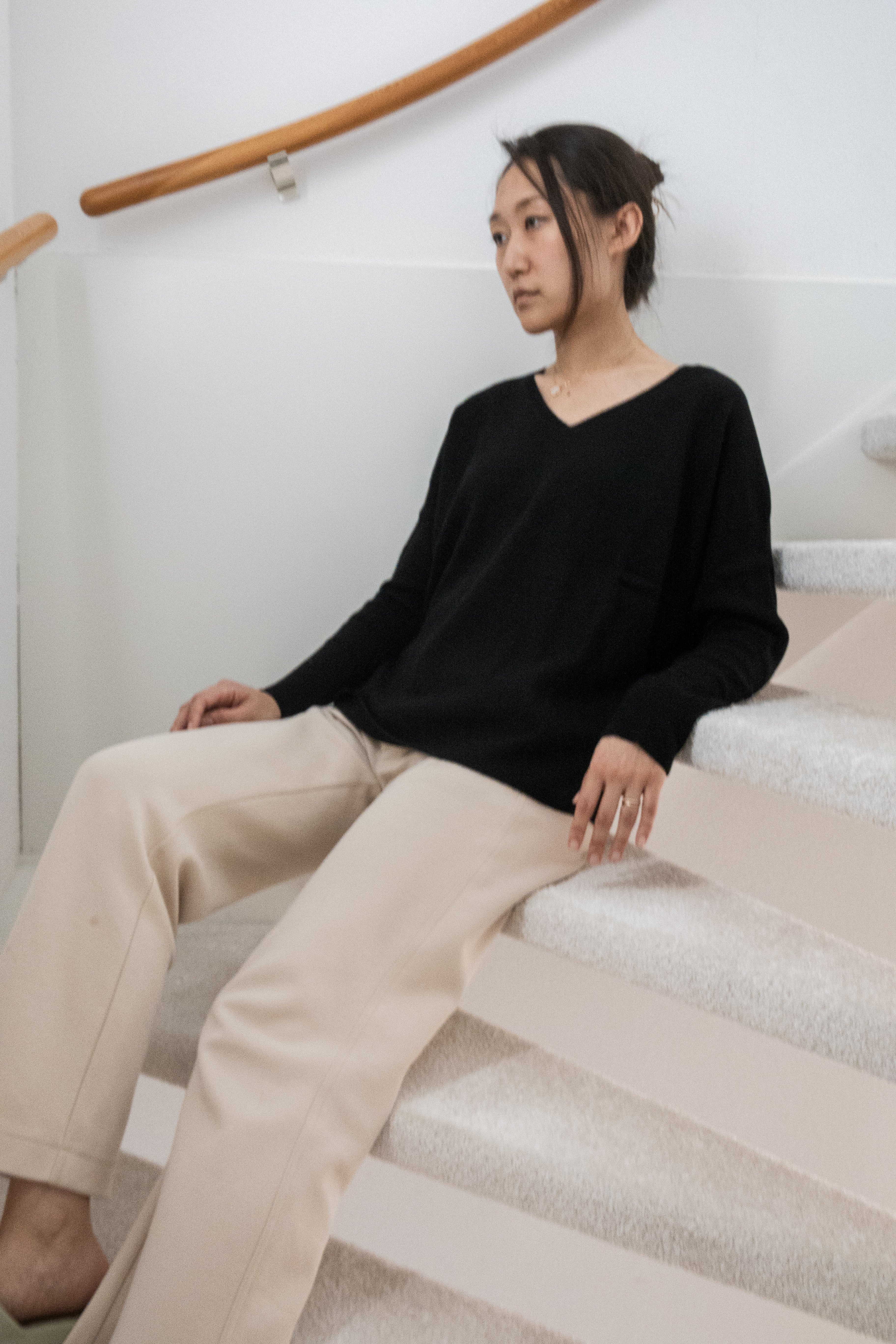 100% Cashmere V-Neck Pullover